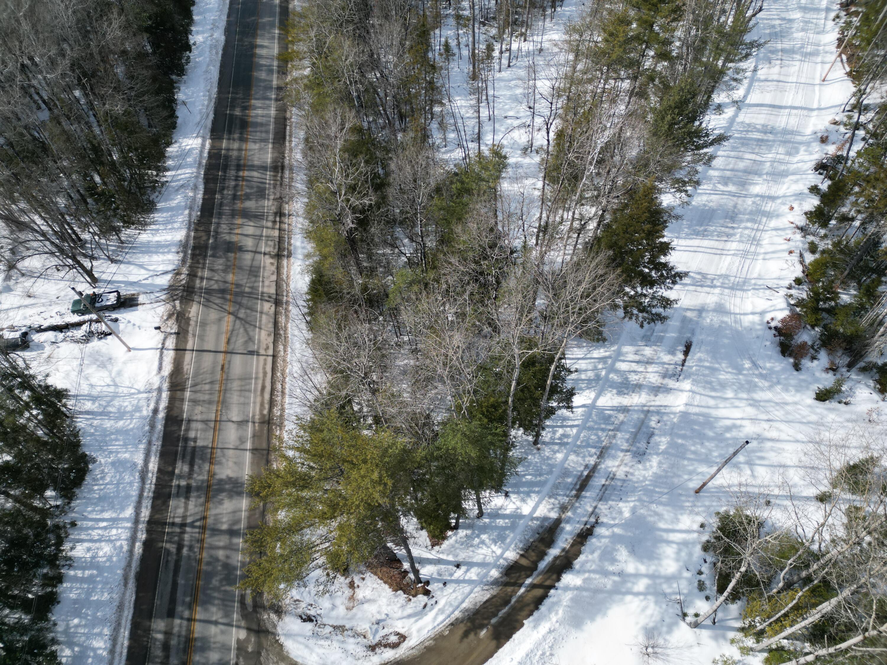 8 Twin Springs Lane, Lincoln, ME, 04457