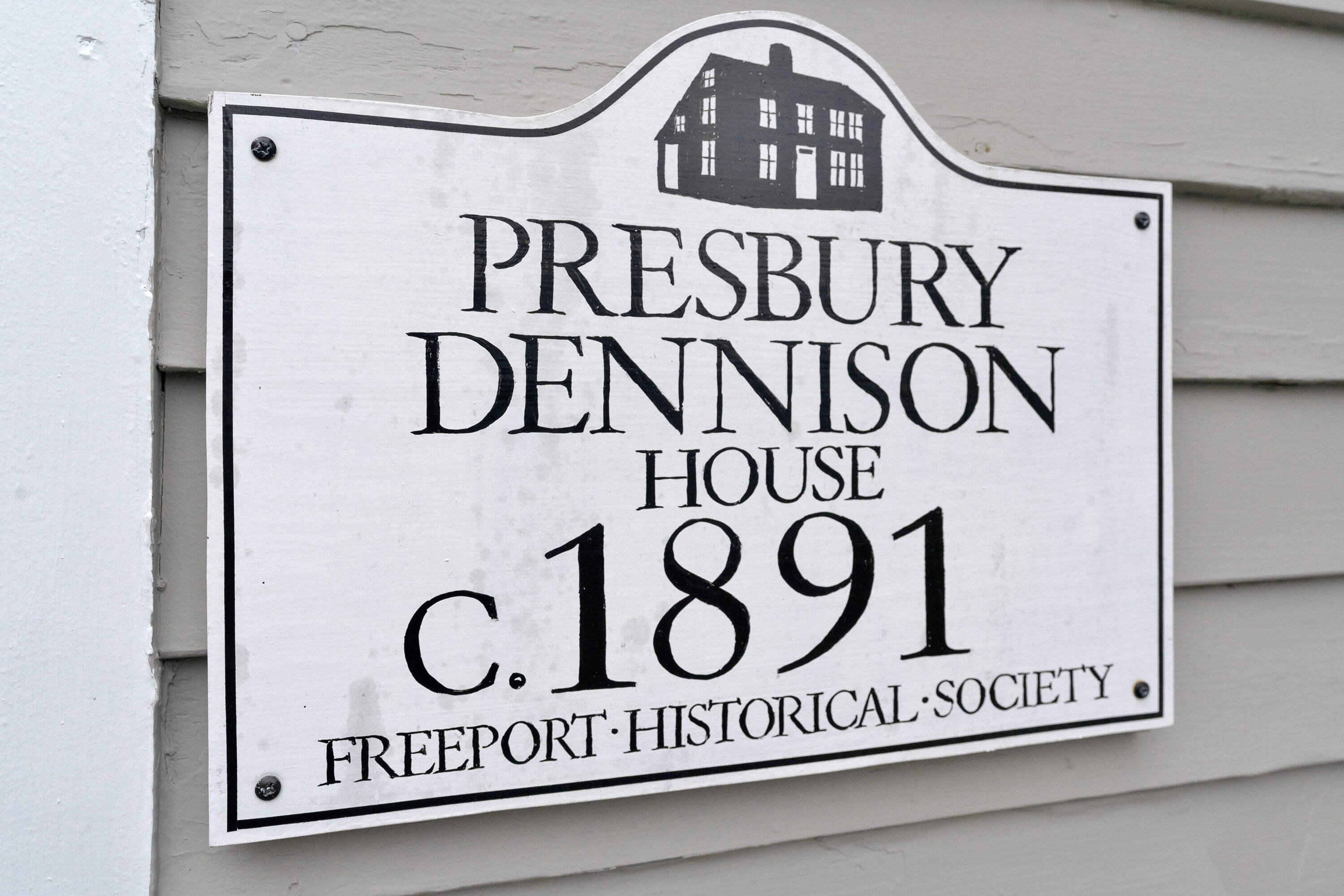 11 Holbrook Street, Freeport, ME, 04032