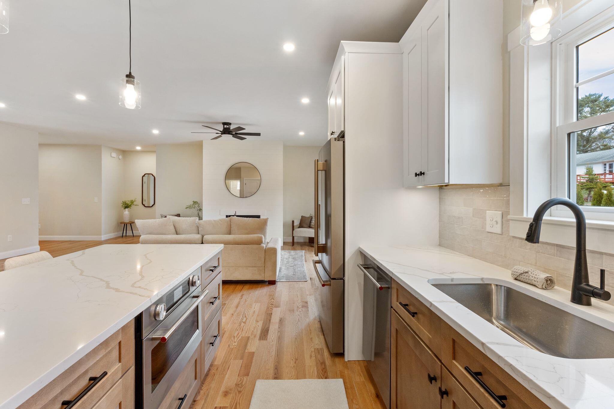 19 Forest Glen Lane, Topsham, ME, 04086