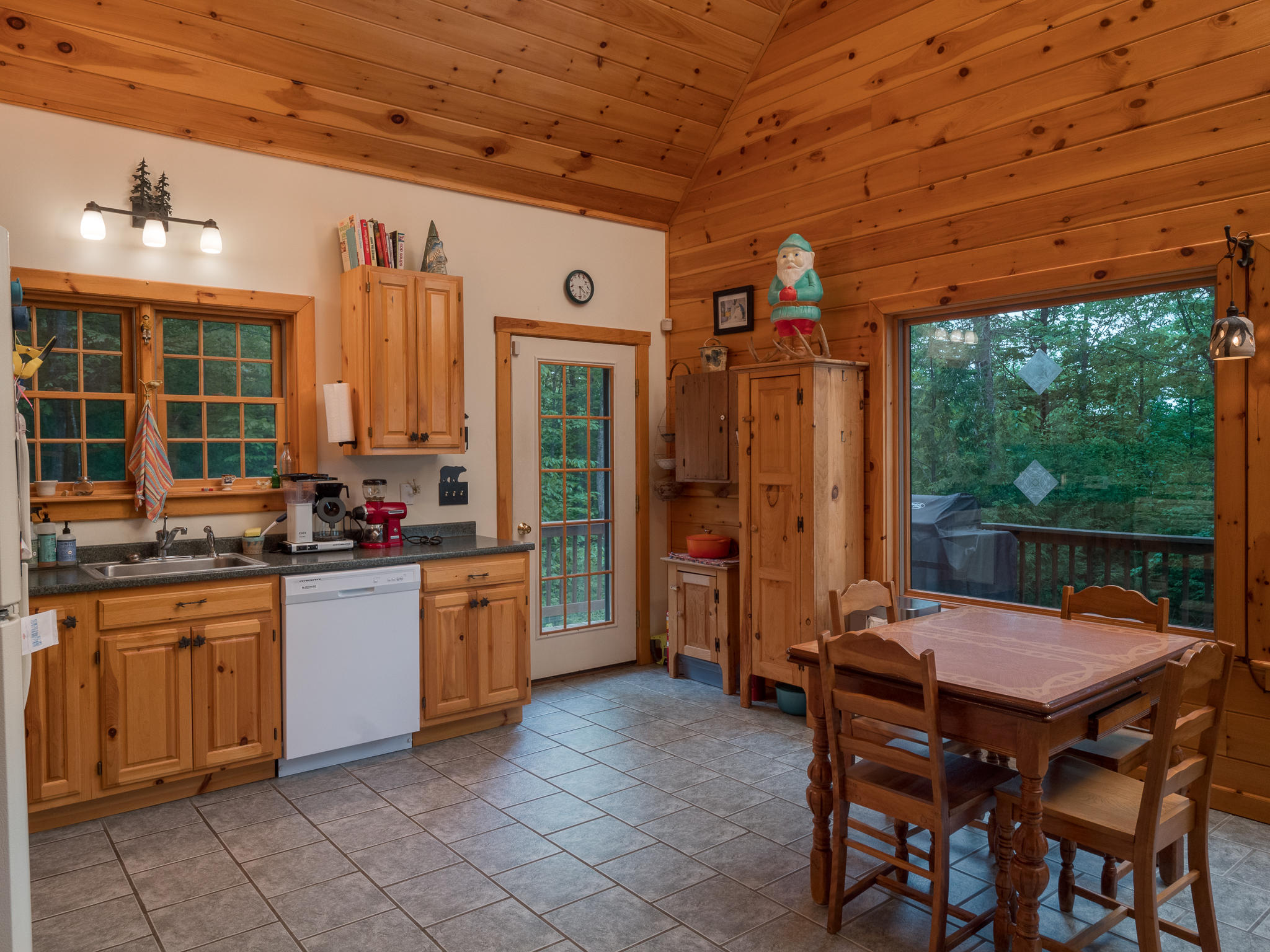 20 Hickory Drive, Woodstock, ME, 04219-2003