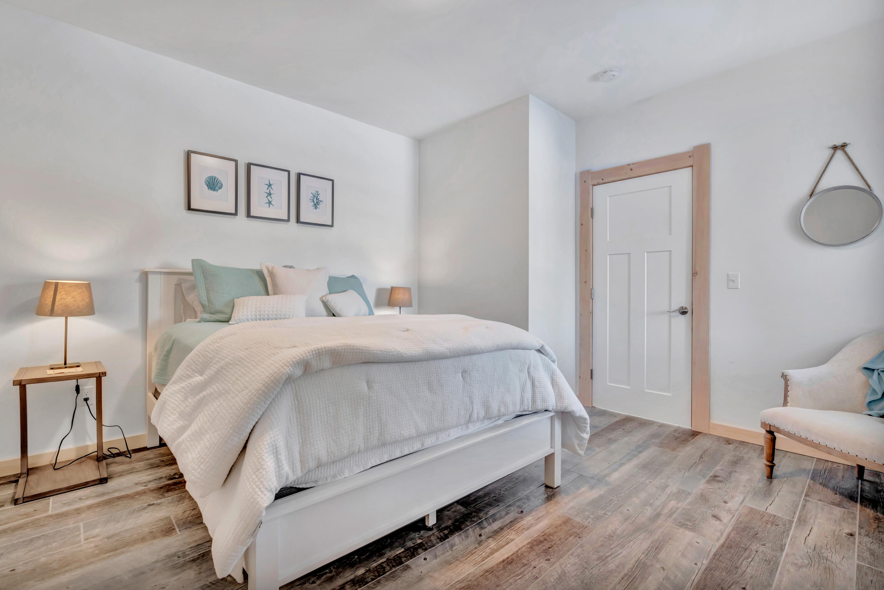 19 Crescent Beach Road, Owls Head, ME, 04854