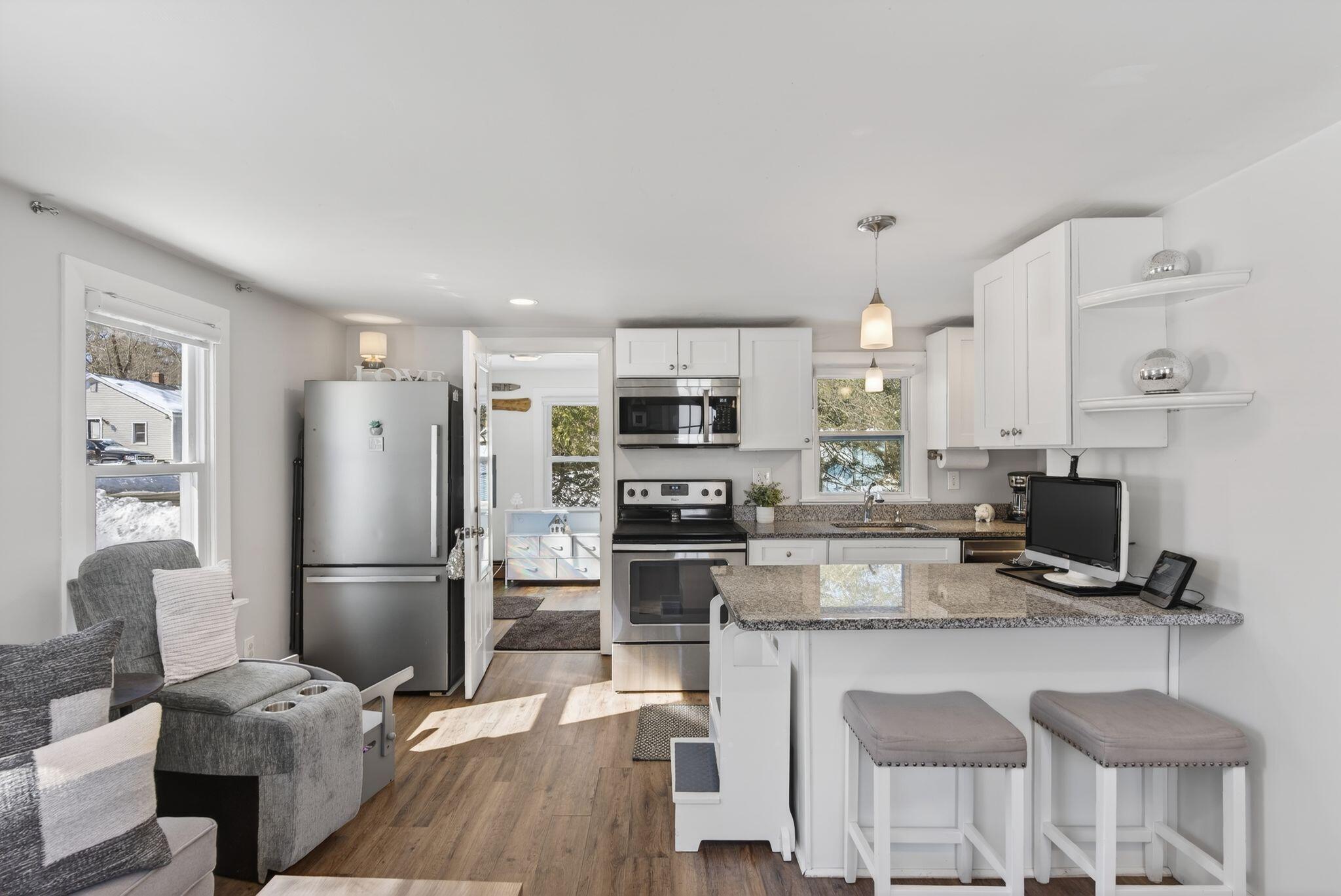 13 Highland Avenue, Cumberland, ME, 04021