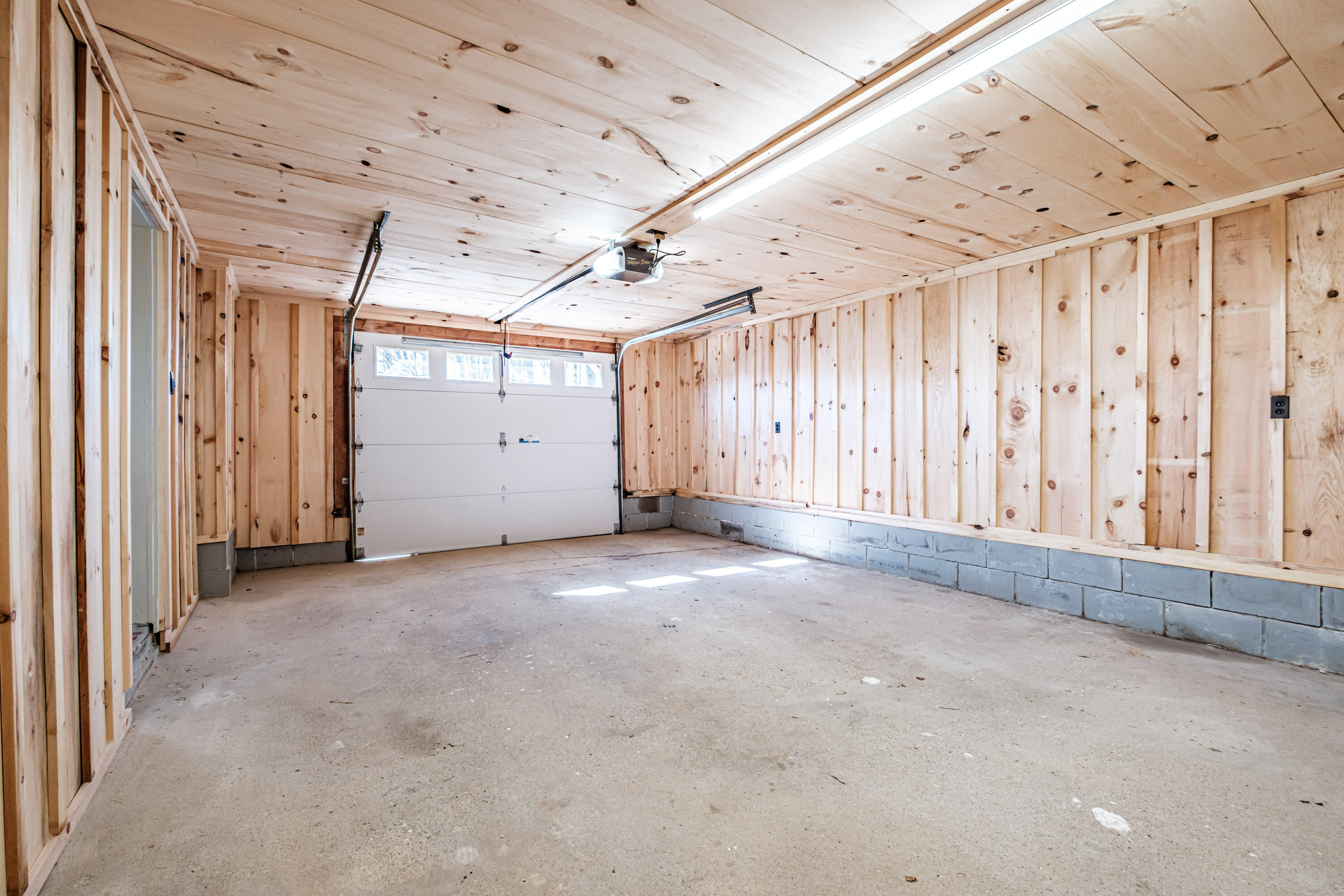 605 Hebron Road, Paris, ME, 04281