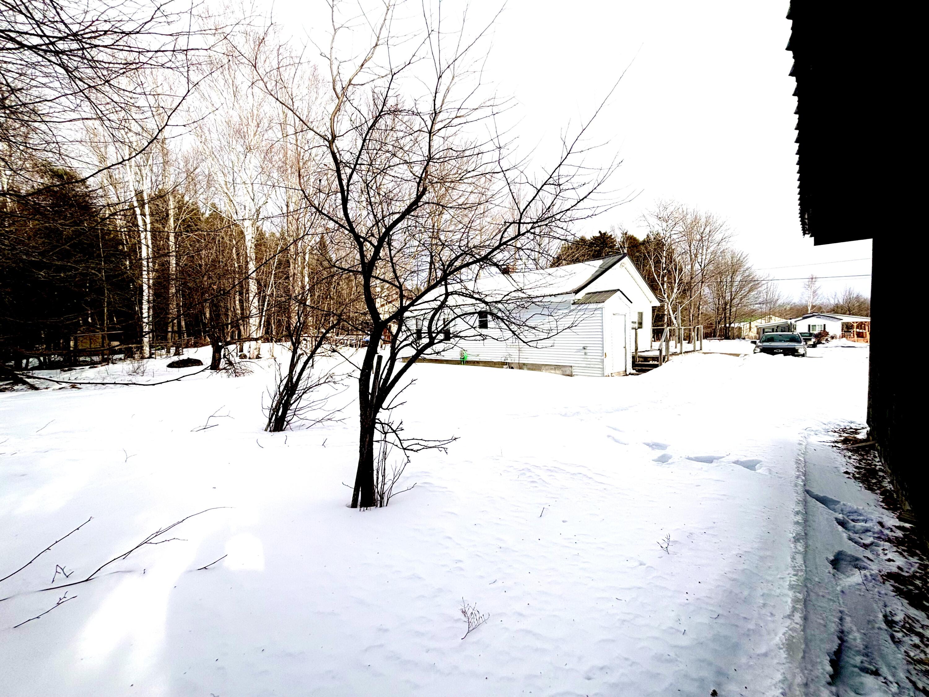 6 Horseshoe Road, Medway, ME, 04460