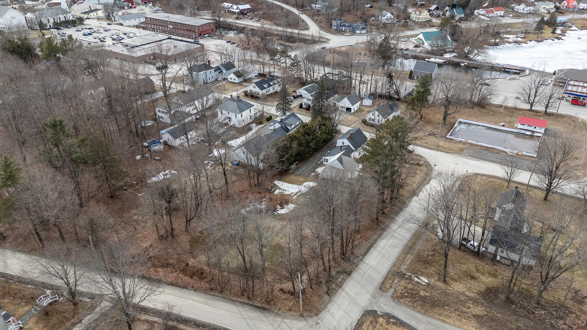 61 Pleasant Street, Dexter, ME, 04930