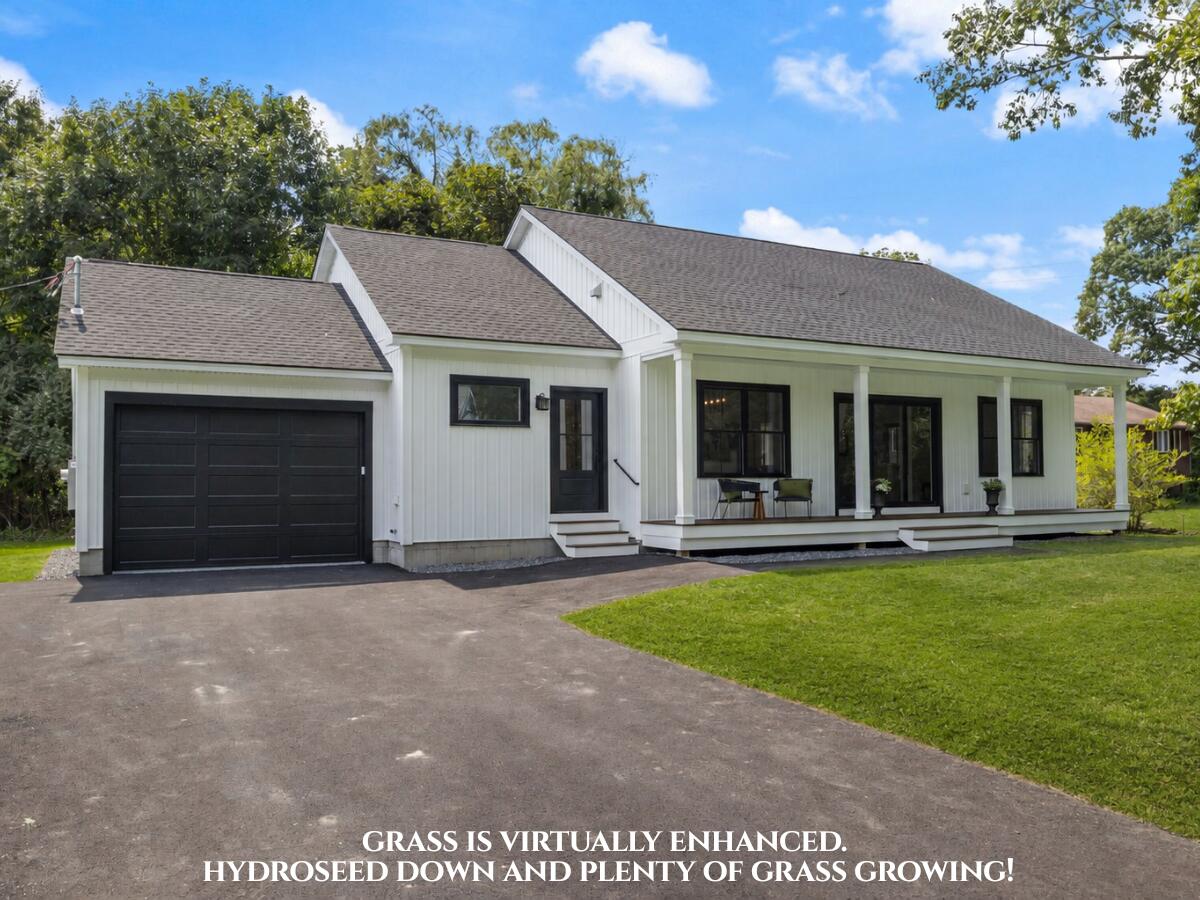 Photo of 35 Leach Road Kittery ME 03904