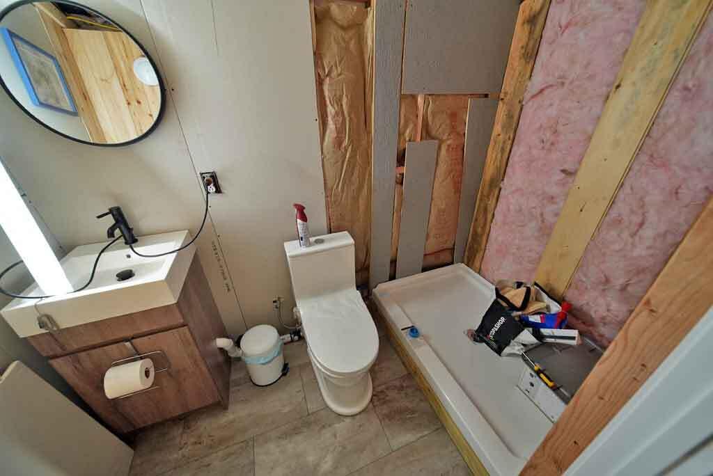 bathroom-me-cabin-home