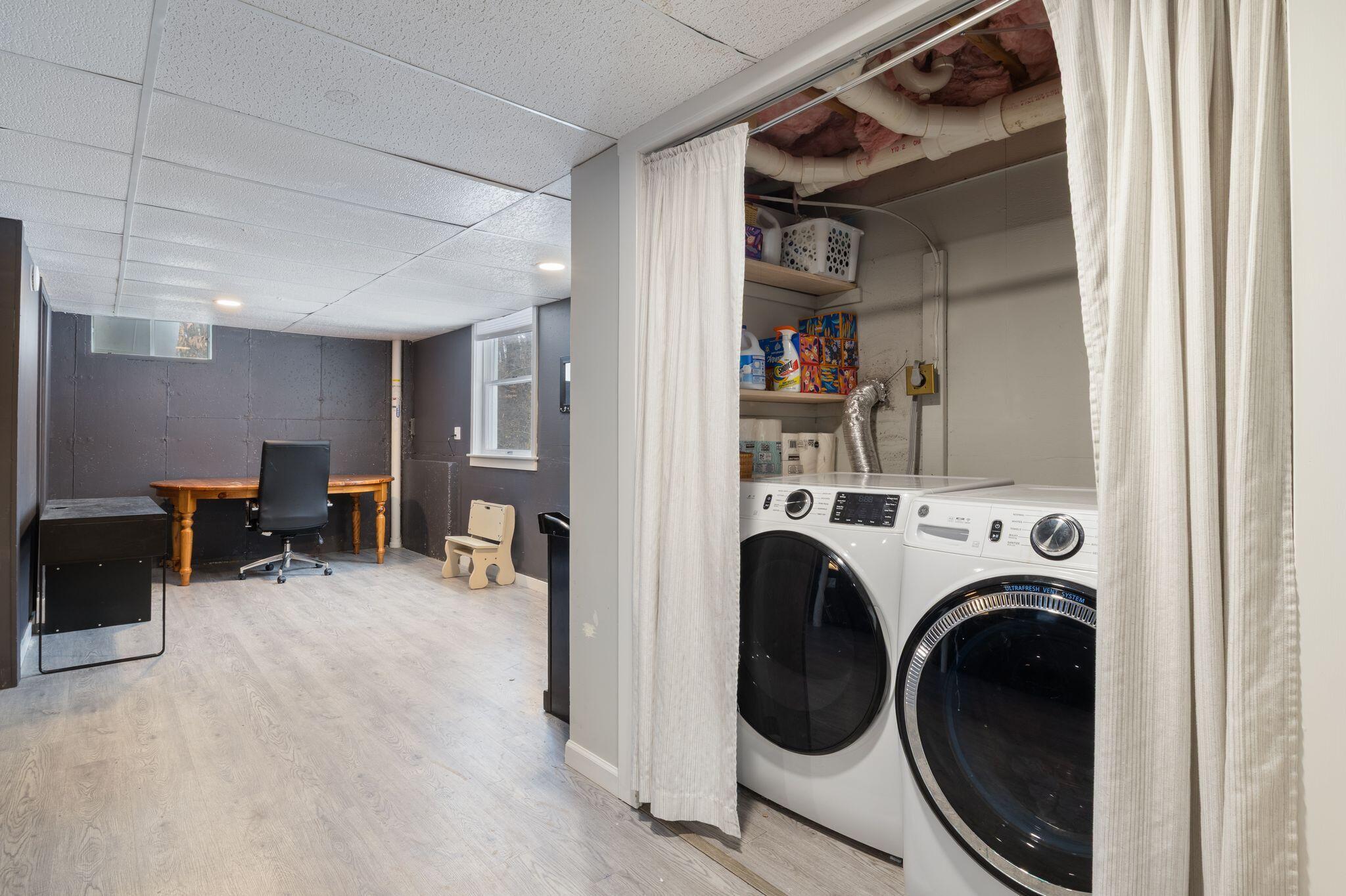 15 Monroe Drive, Naples, ME, 04055