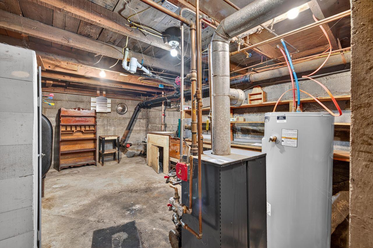 7 Bateman Street, Sanford, ME 04073 3G0A0404