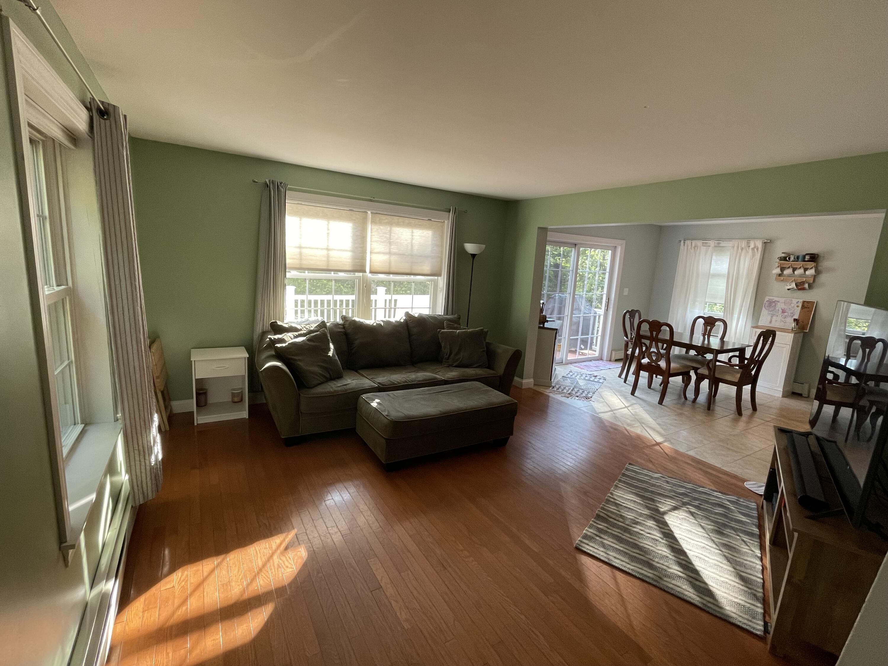 41 Lakeview Drive