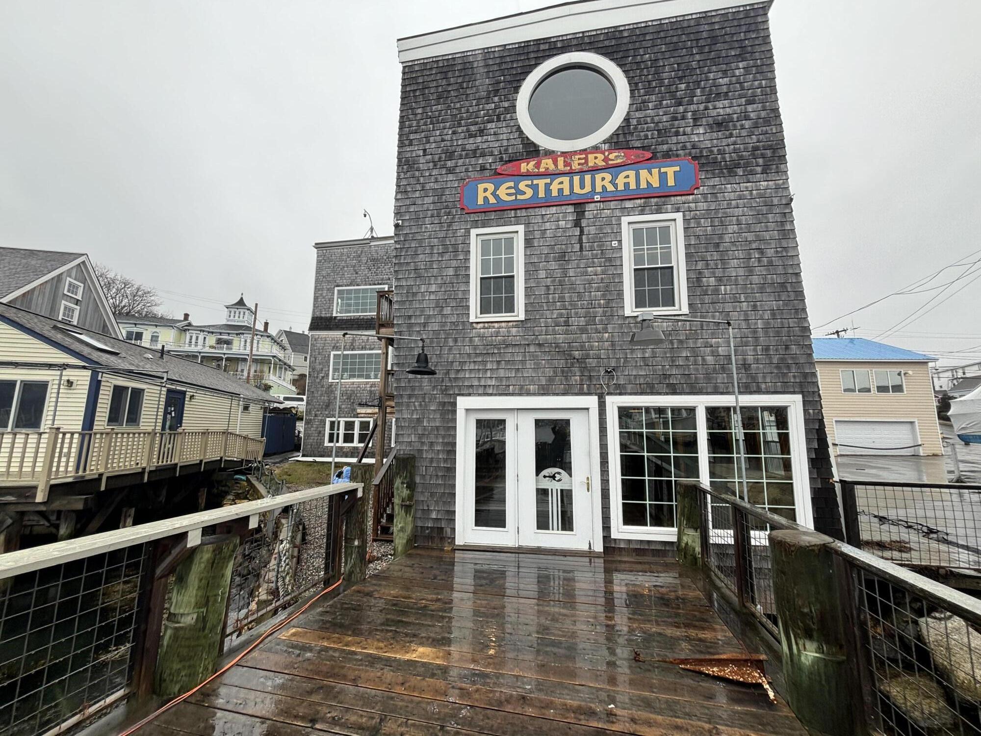 48 Commercial Street, Boothbay Harbor, ME, 04538