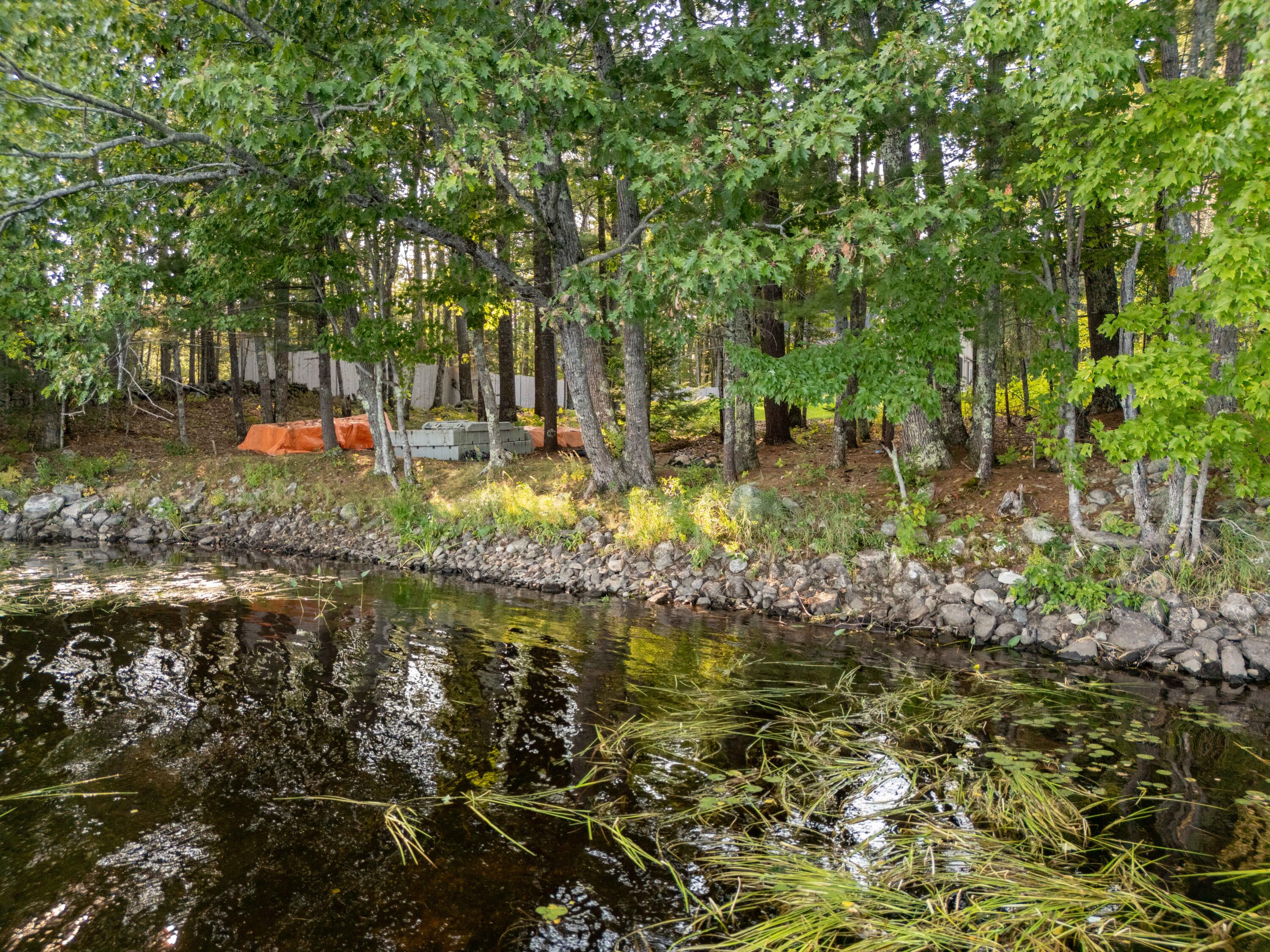 320 Hinks Rd-68