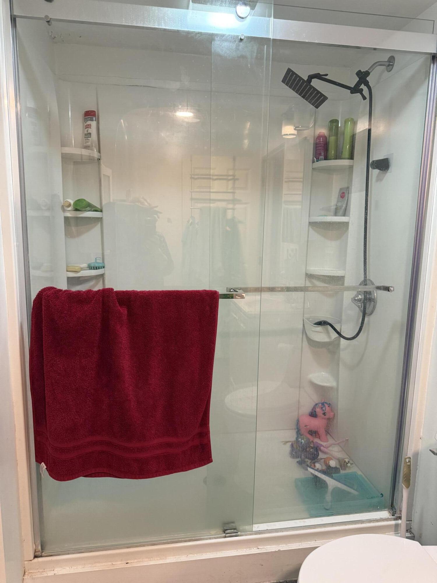 747 Western Avenue, Hampden, ME, 04444