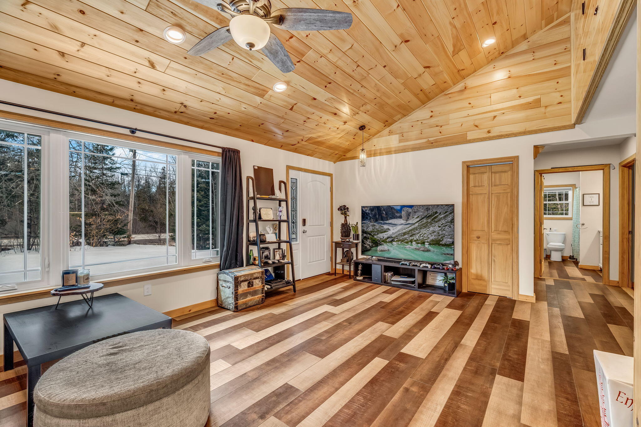 542 Main Road, Charleston, ME, 04422