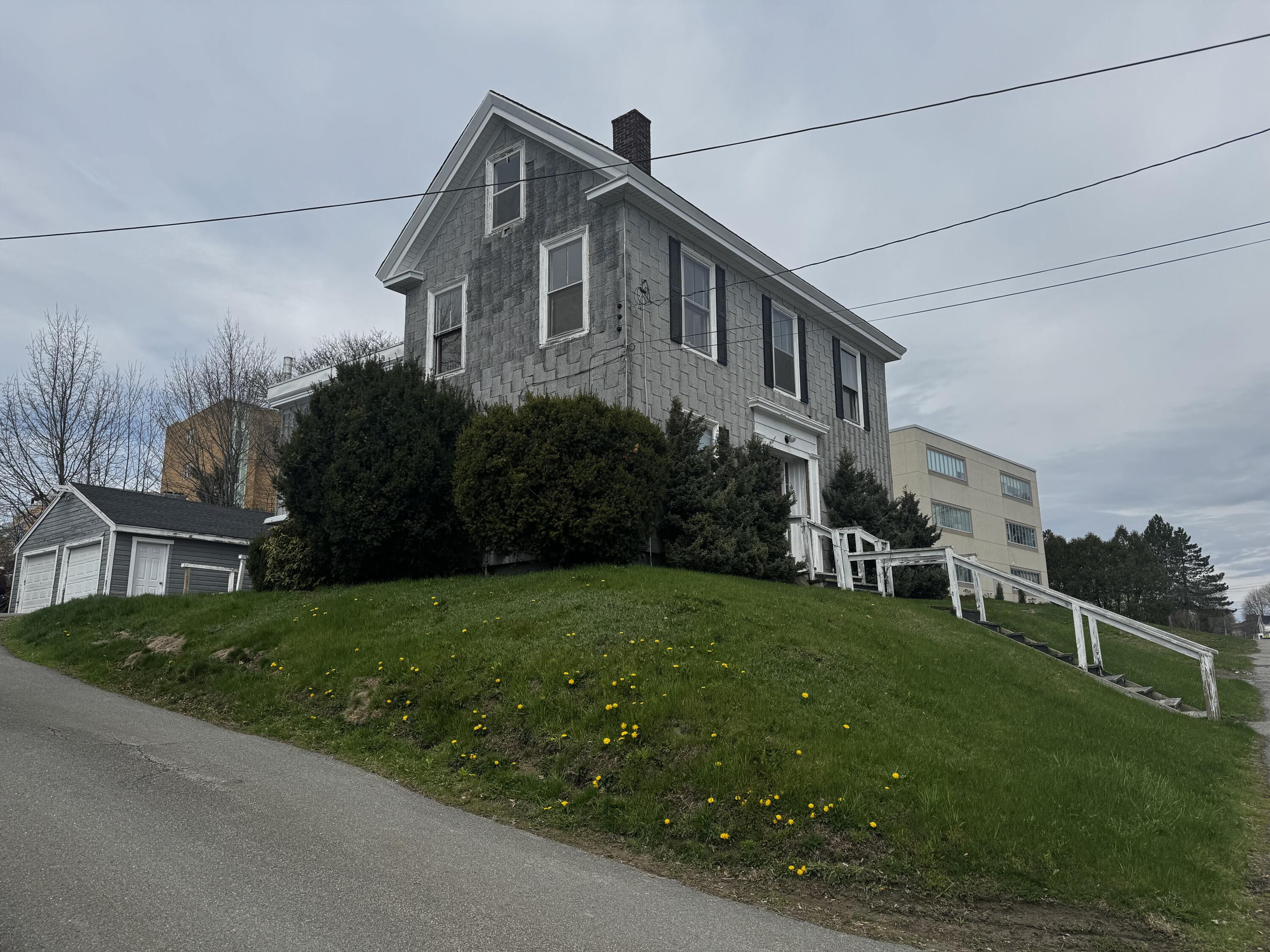 84 South Street, Calais, ME, 04619