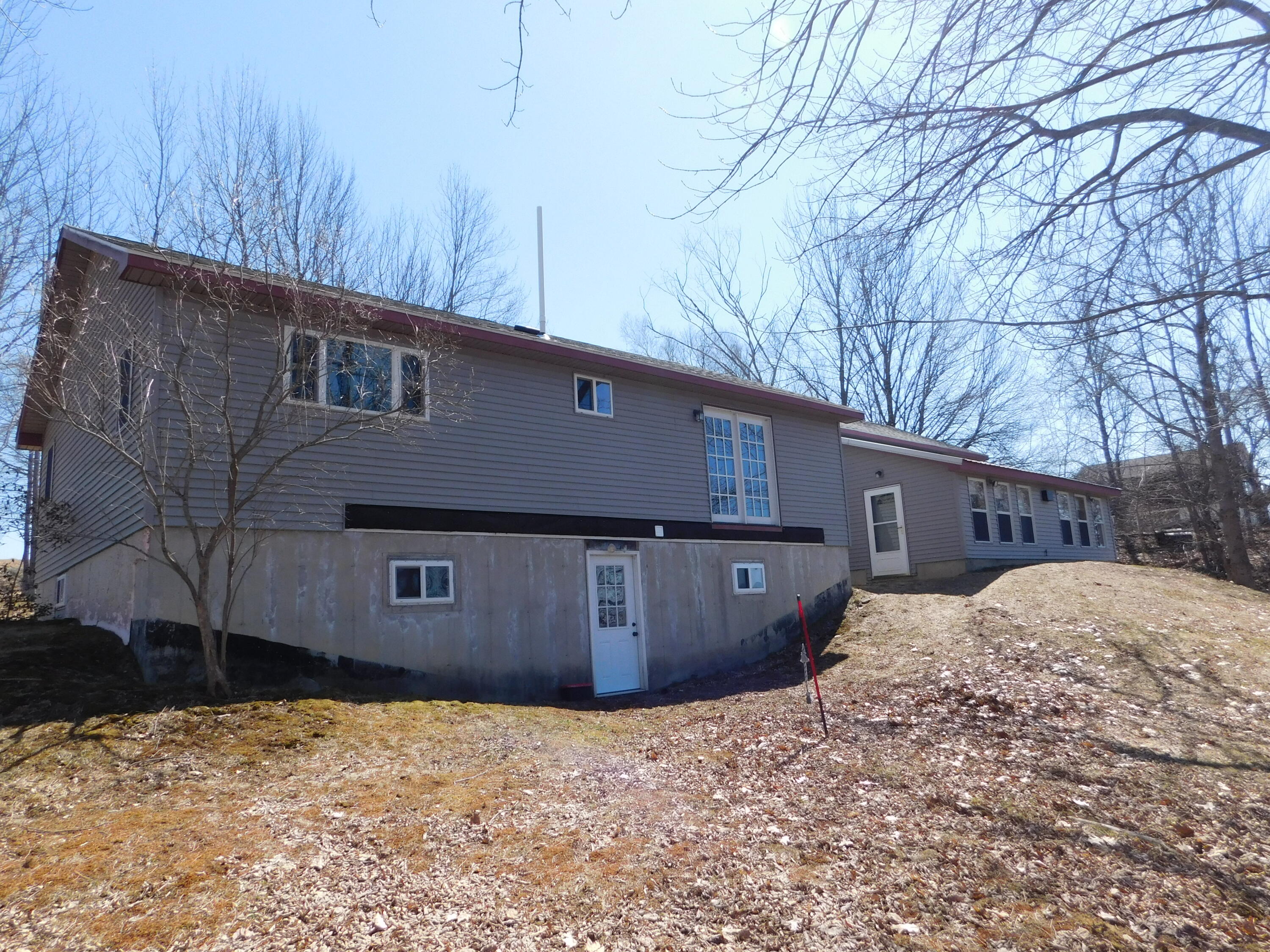 557 Enfield Road, Lincoln, ME, 04457
