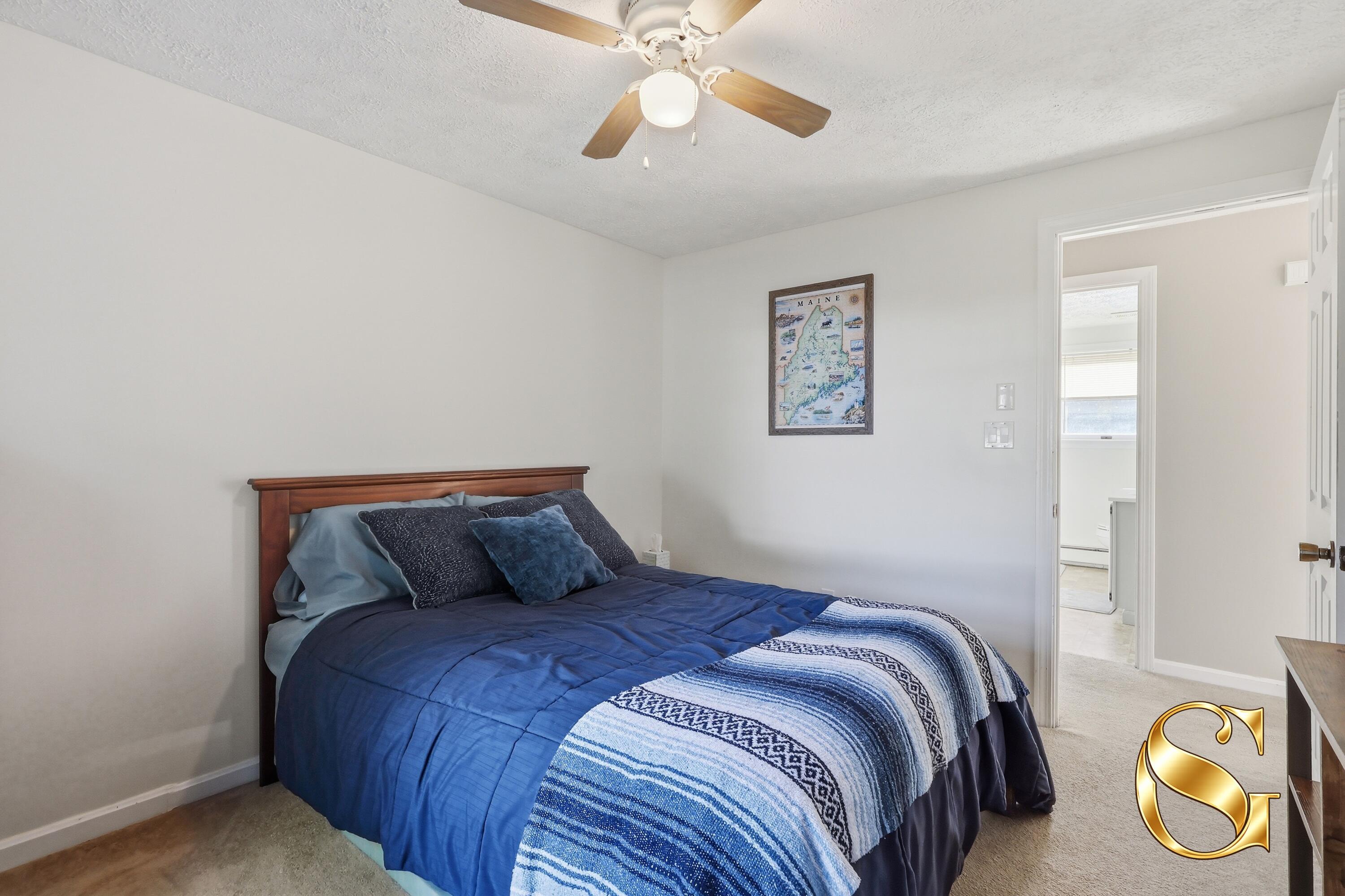 16 Coville Road, Topsham, ME 04086 14