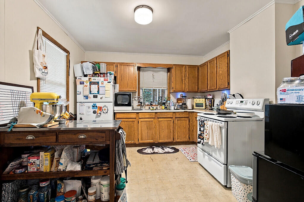 12 & 14 Boothby Street, Waterville, ME 04901 45_BP5A5497_DxO_mls