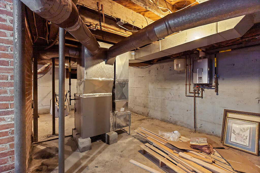 18 Manley Street, Augusta, ME, 04330