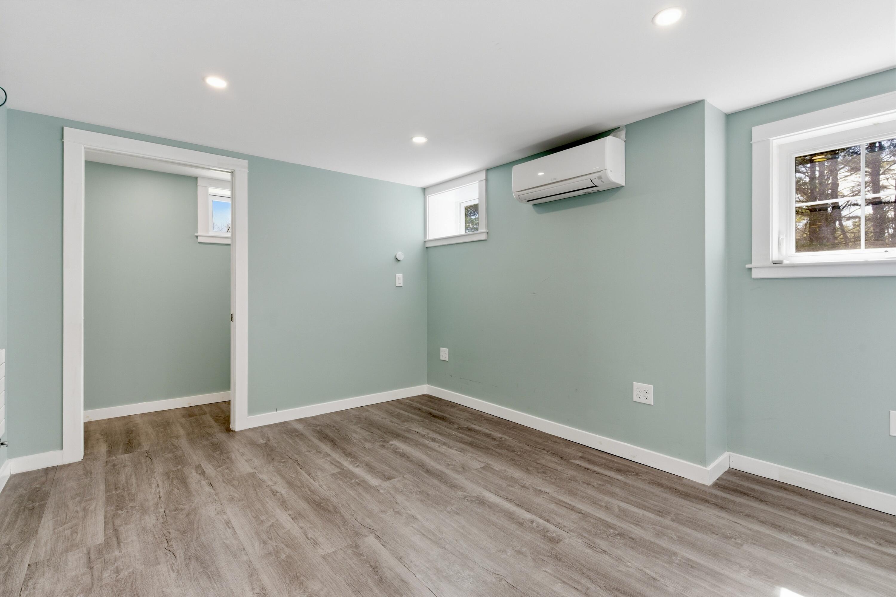 7 Sunset View Street, Gray, ME, 04039