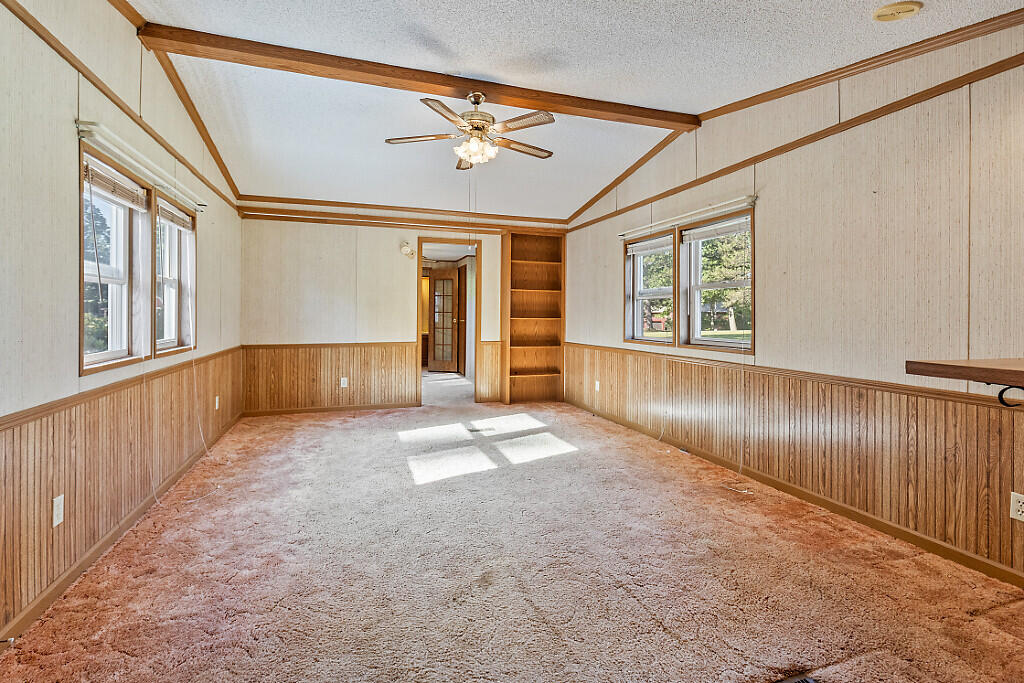 41 Milkweed Lane, Sidney, ME, 04330