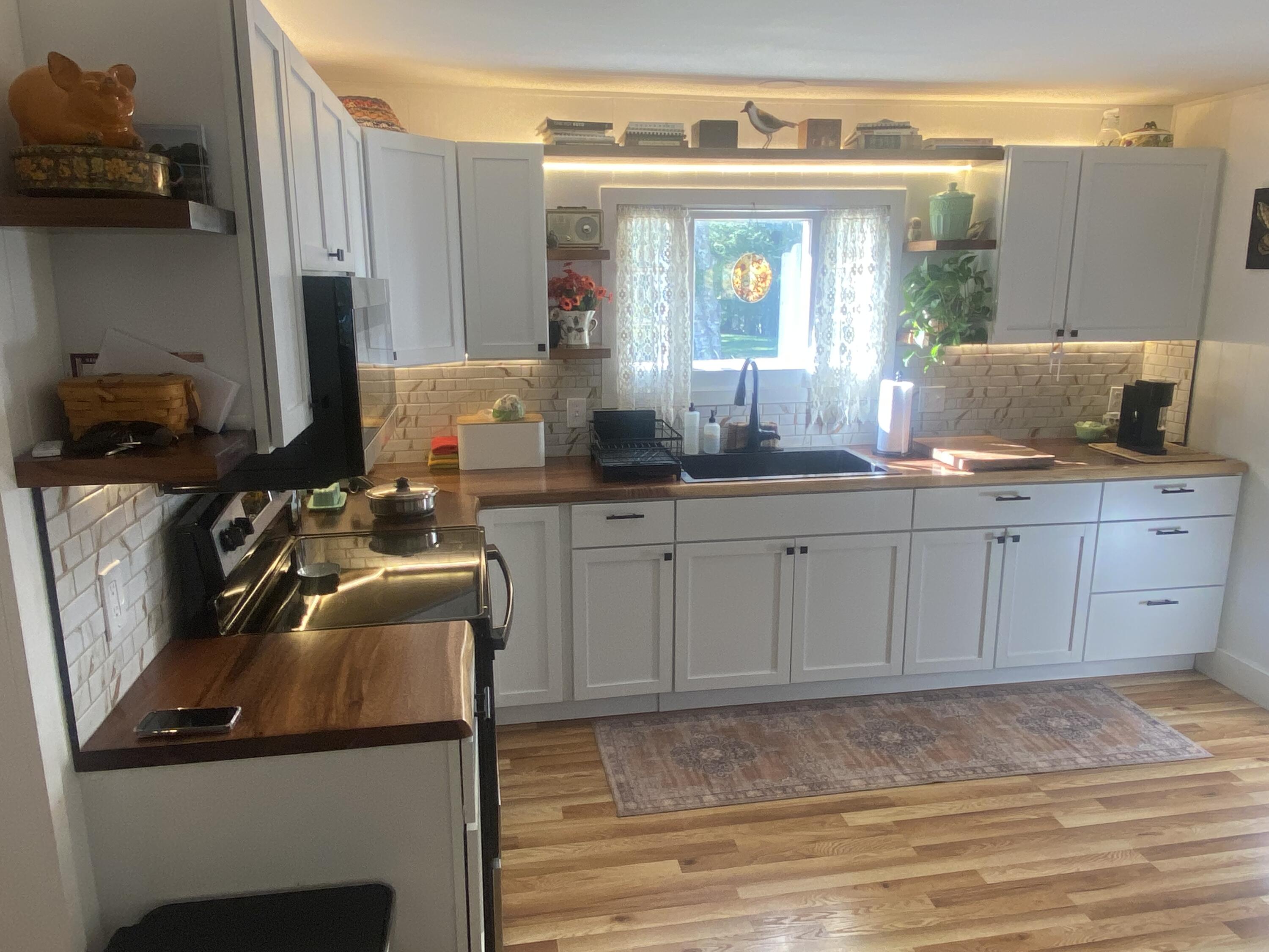 316 Canaan Road, Skowhegan, ME 04976 11 Kitchen