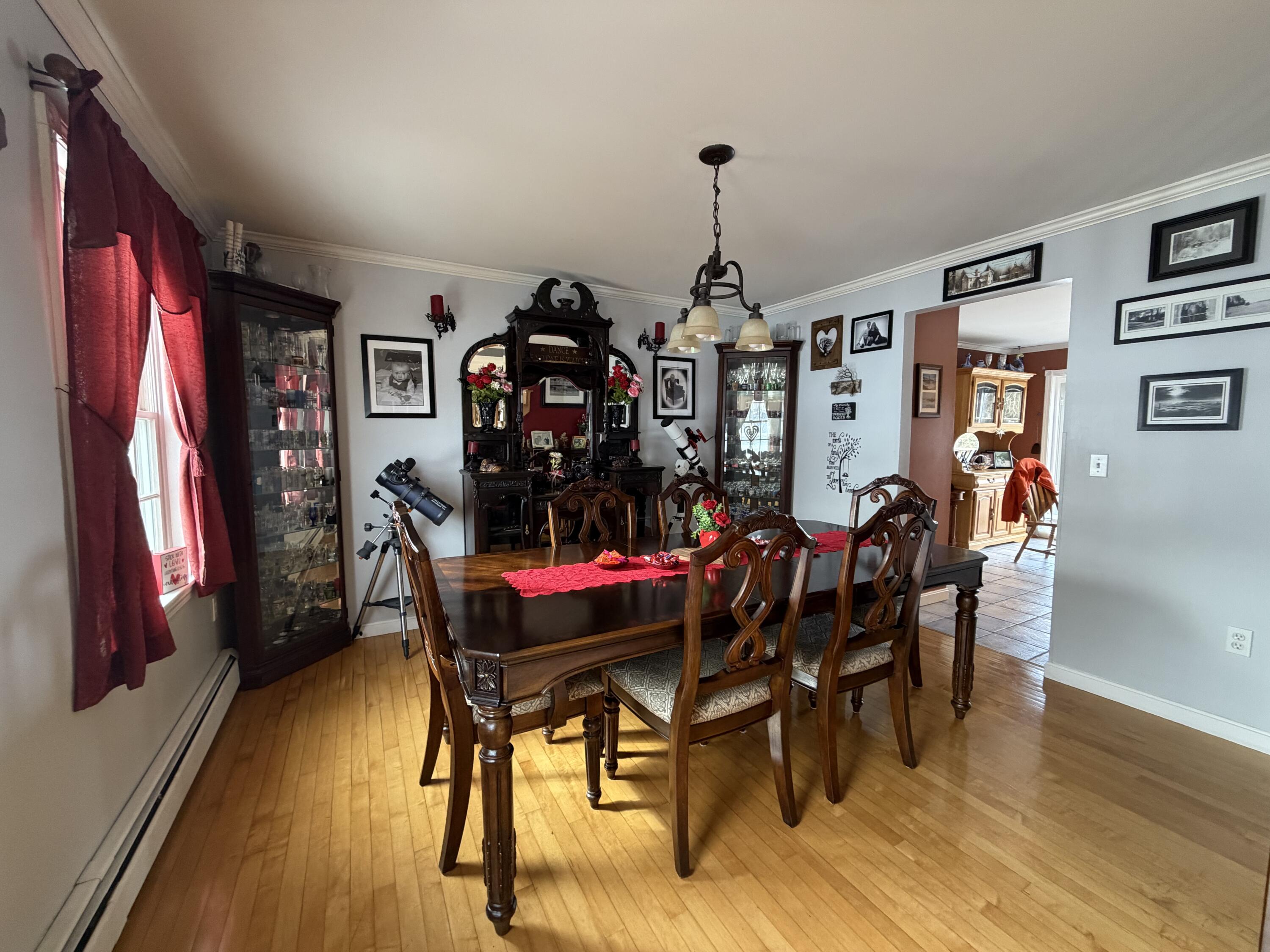 387 Exeter Road, Corinth, ME, 04427