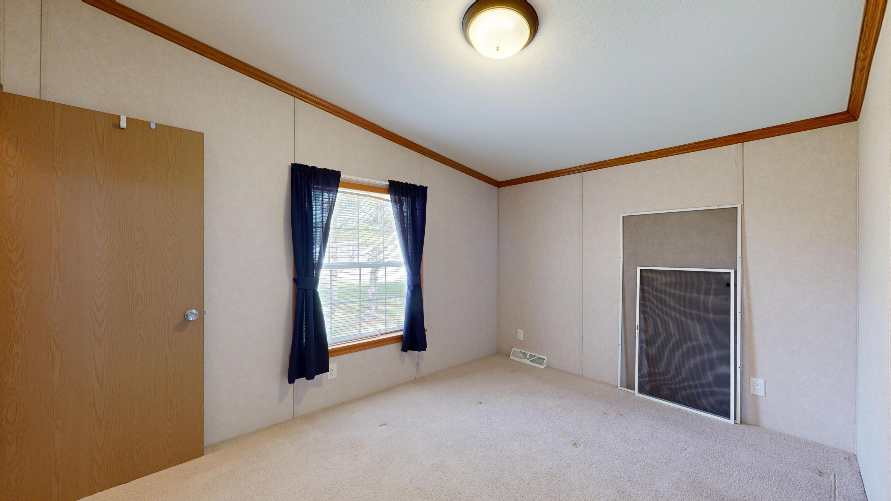 13 Evergreen Road, Lewiston, ME, 04240