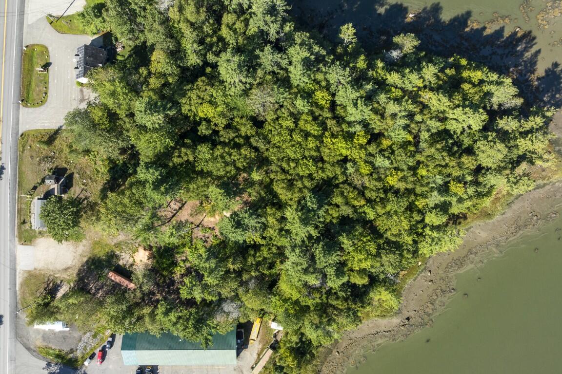 48 US Route 1, Edgecomb, ME, 04556