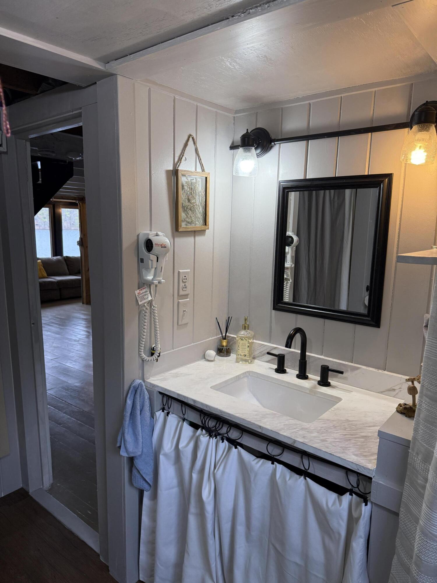 47 Point Lane, Norway, ME, 04268