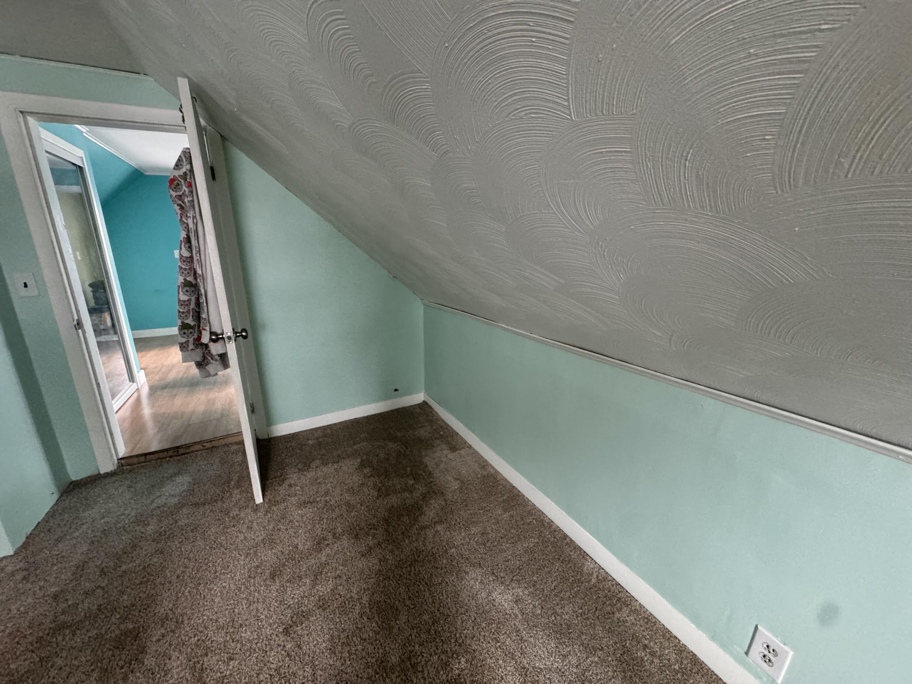 21 Thomas Avenue, Caribou, ME, 04736