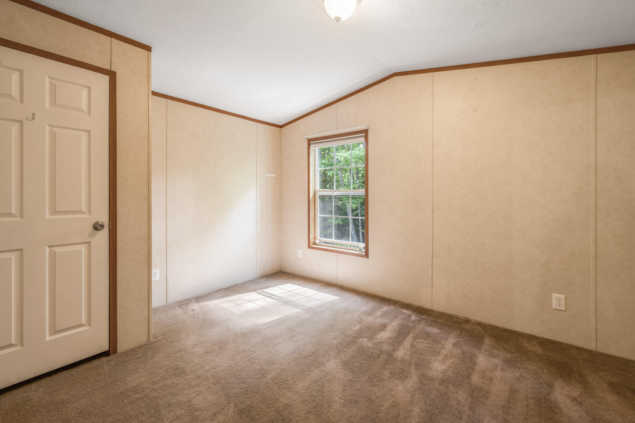 399 Tay Road, Kenduskeag, ME 04450 — photo 14
