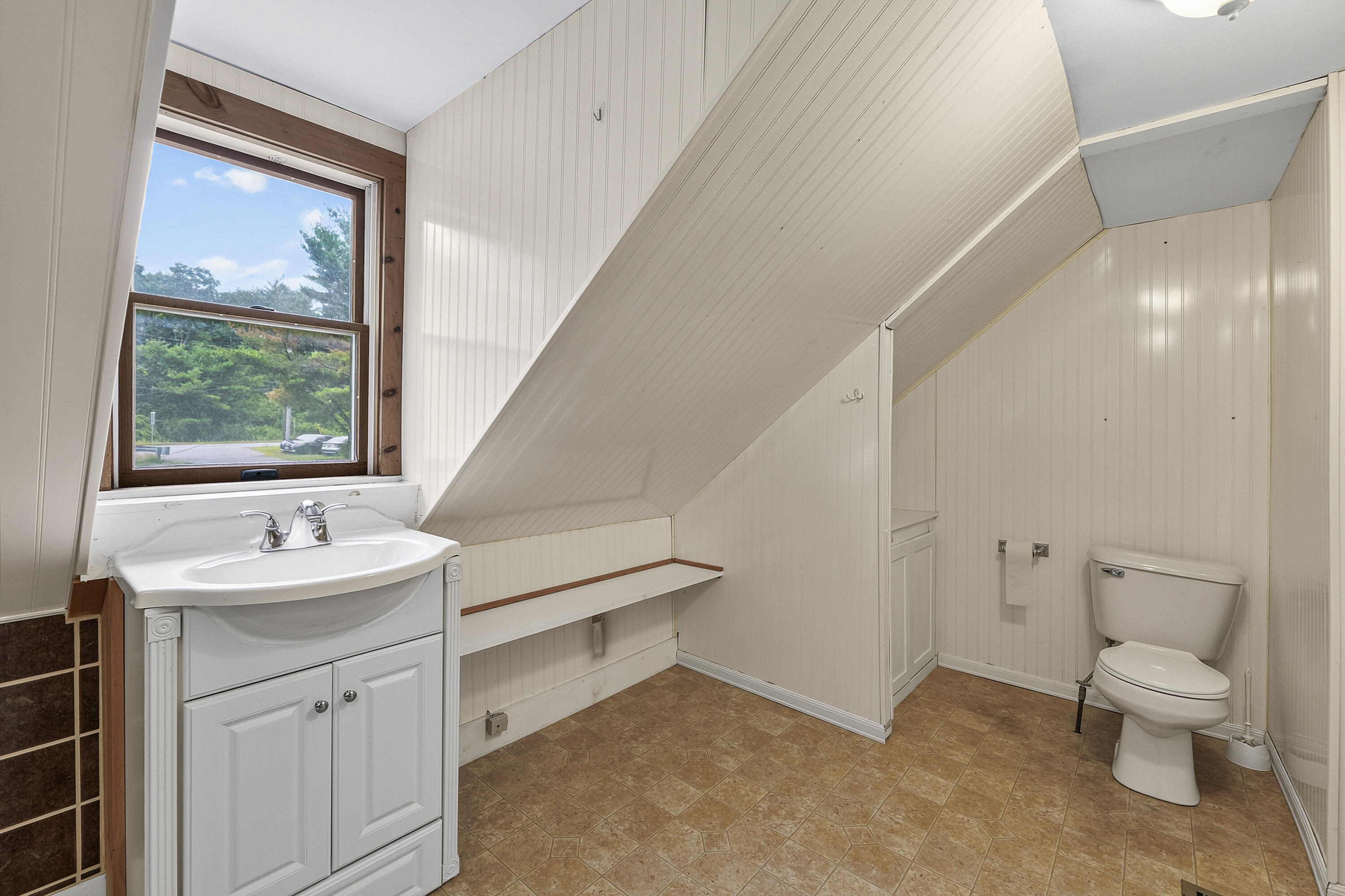 3 Leighton Rd_139