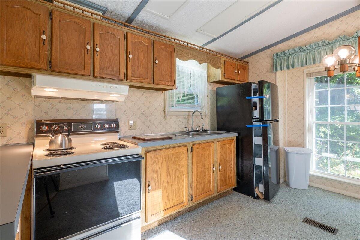 46 Cedar Drive, Warren, ME, 04864