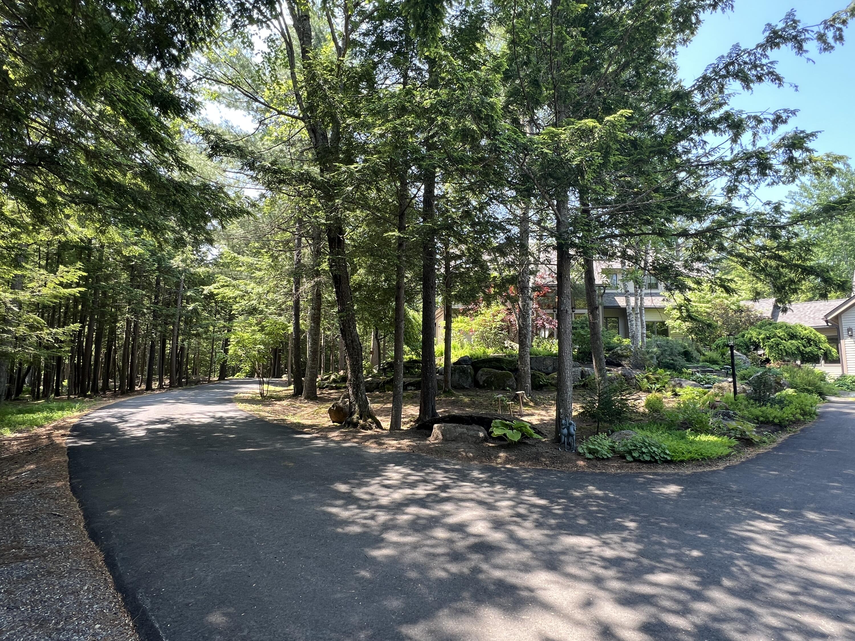 291 Molyneaux Road, Camden, ME, 04843