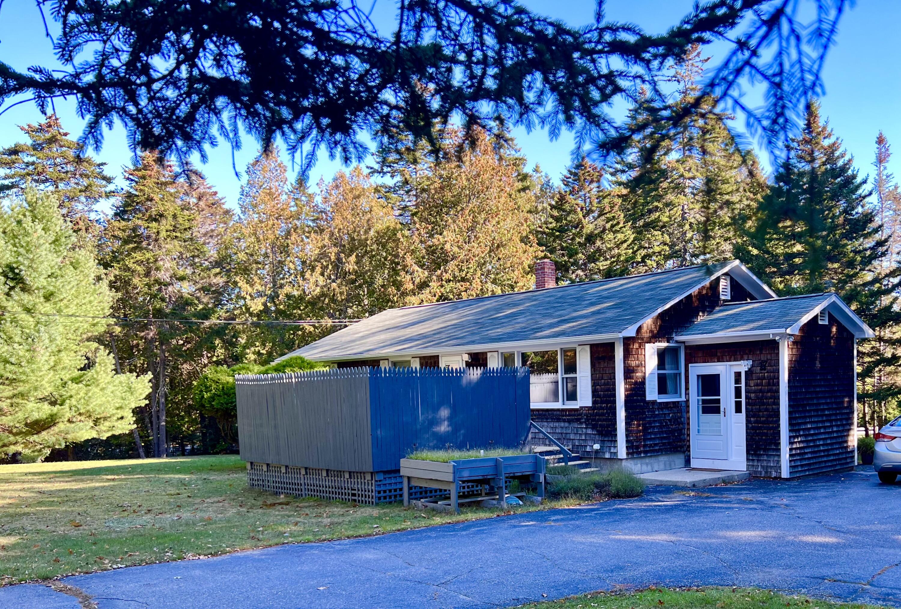 17 Freeman Ridge Road, Southwest Harbor, ME, 04679