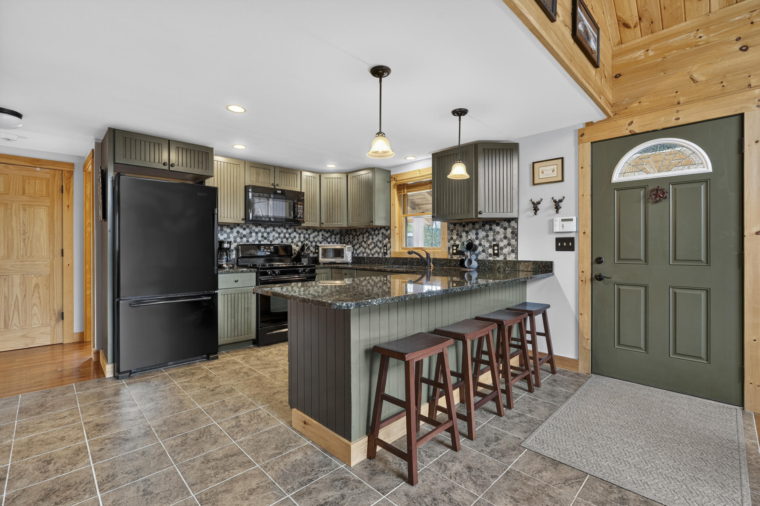 67 Otisfield Cove Road, Otisfield, ME, 04270