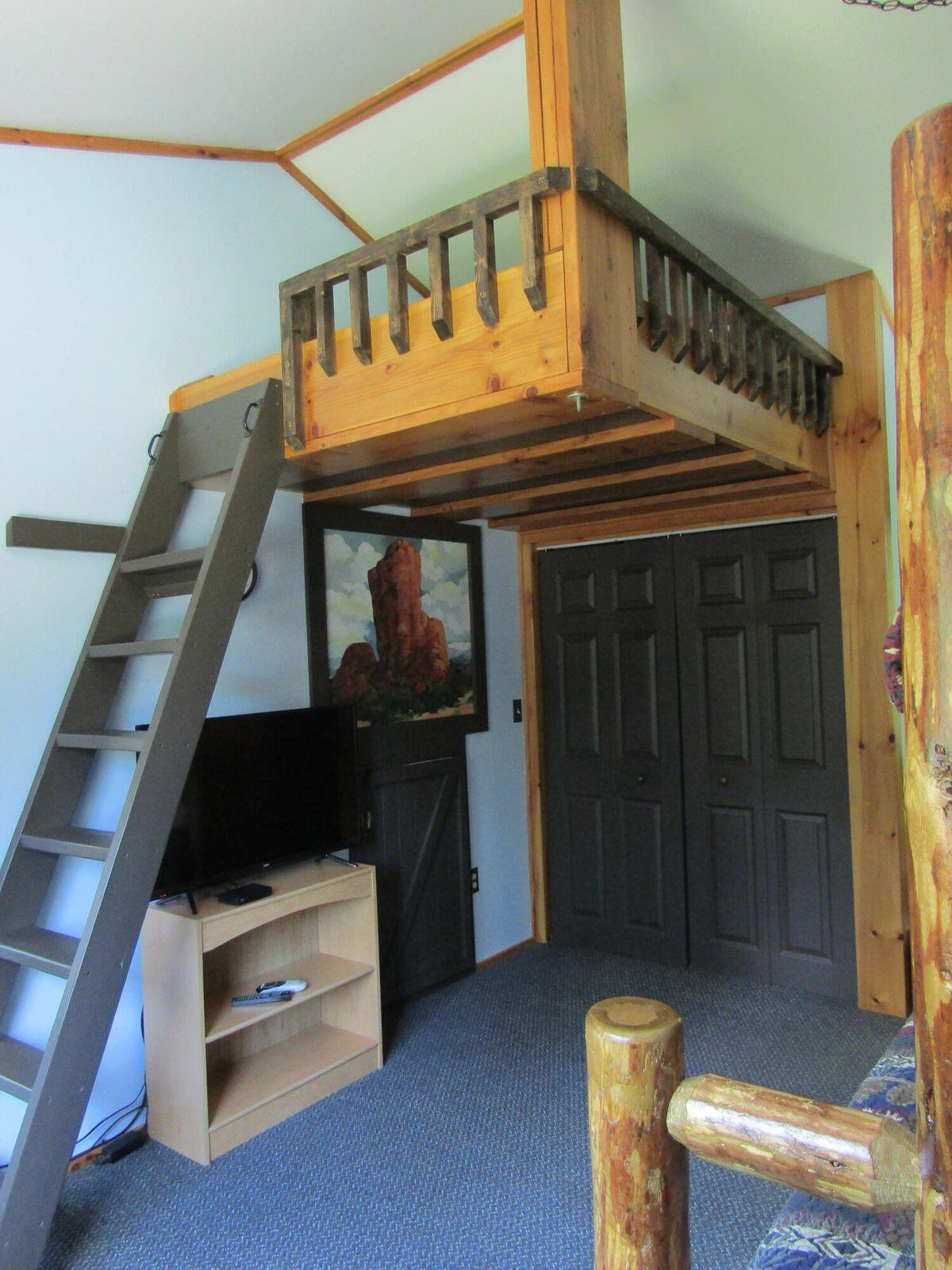 37 Loon Drive, Newport, ME, 04953