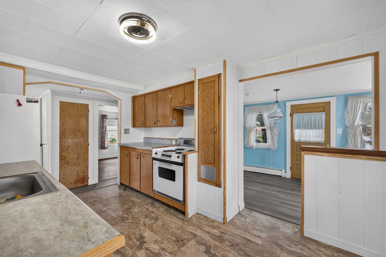 7 Bateman Street, Sanford, ME 04073 3G0A0370