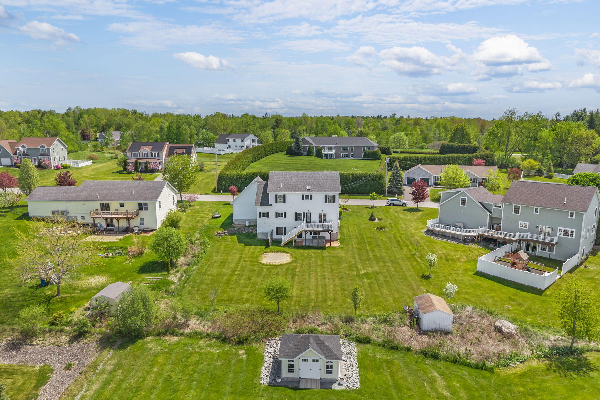 81-web-or-mls-40-hillview-dr