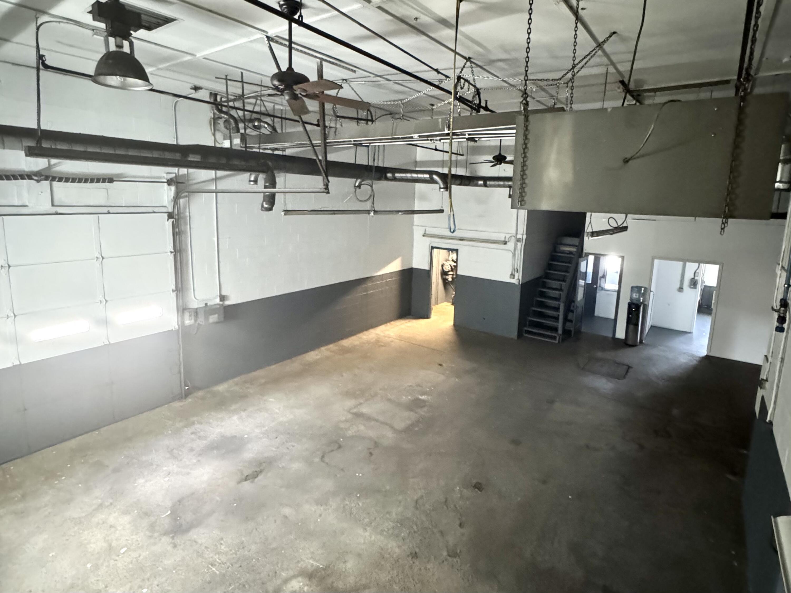 7 Enterprise Street, Lewiston, ME, 04240