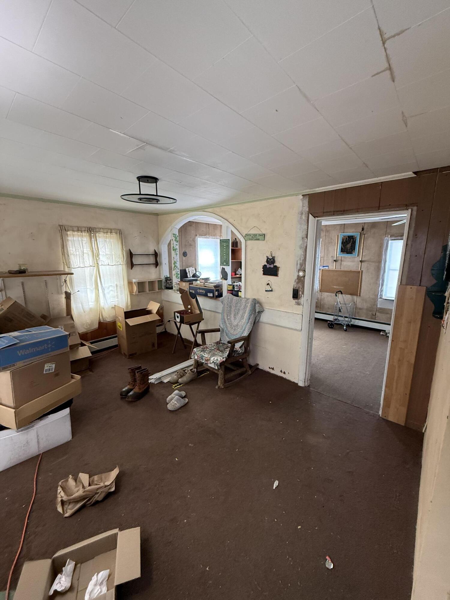 19 Perry Street, Lincoln, ME, 04457