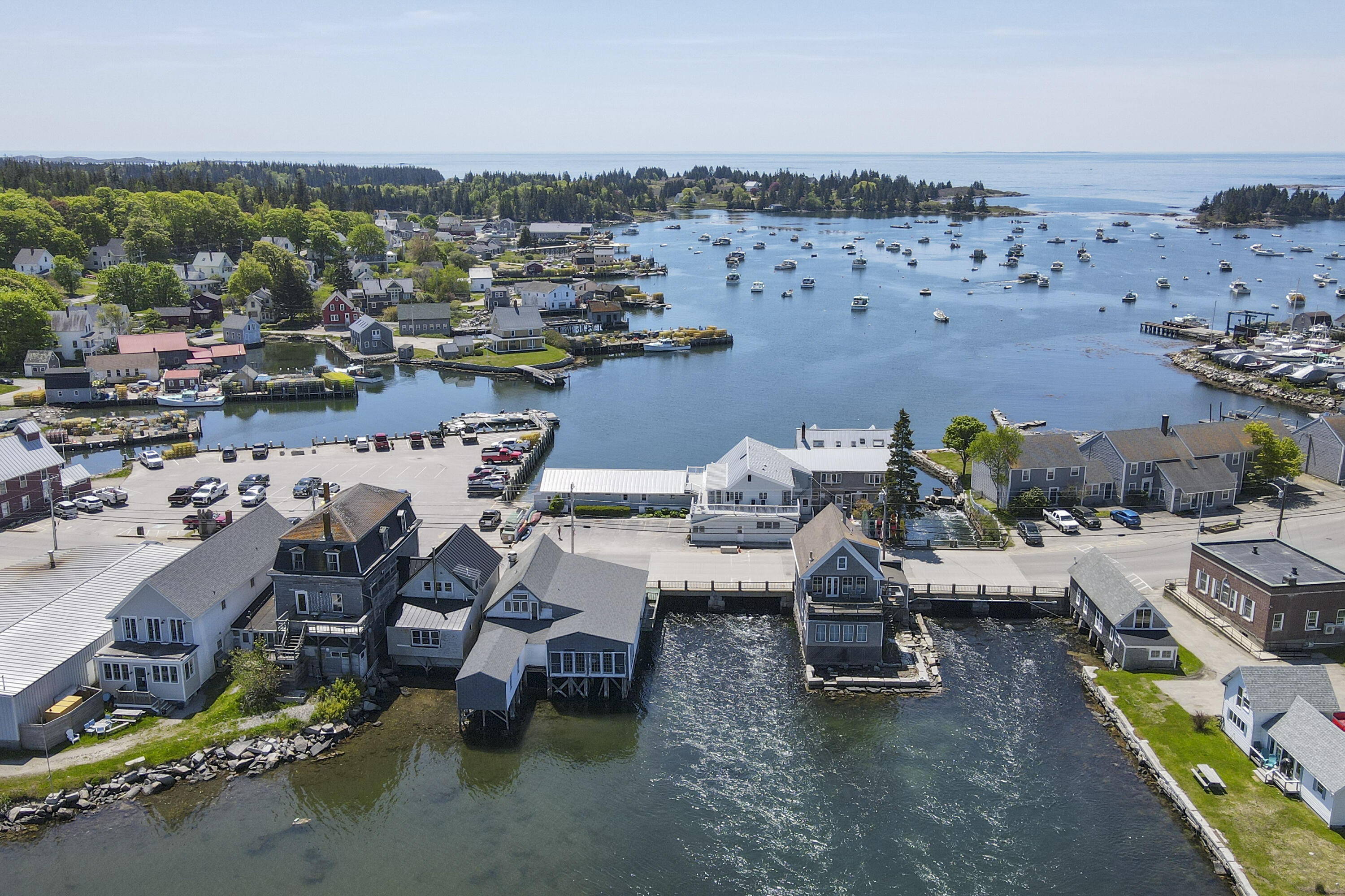 15 Main Street, Vinalhaven, ME, 04863