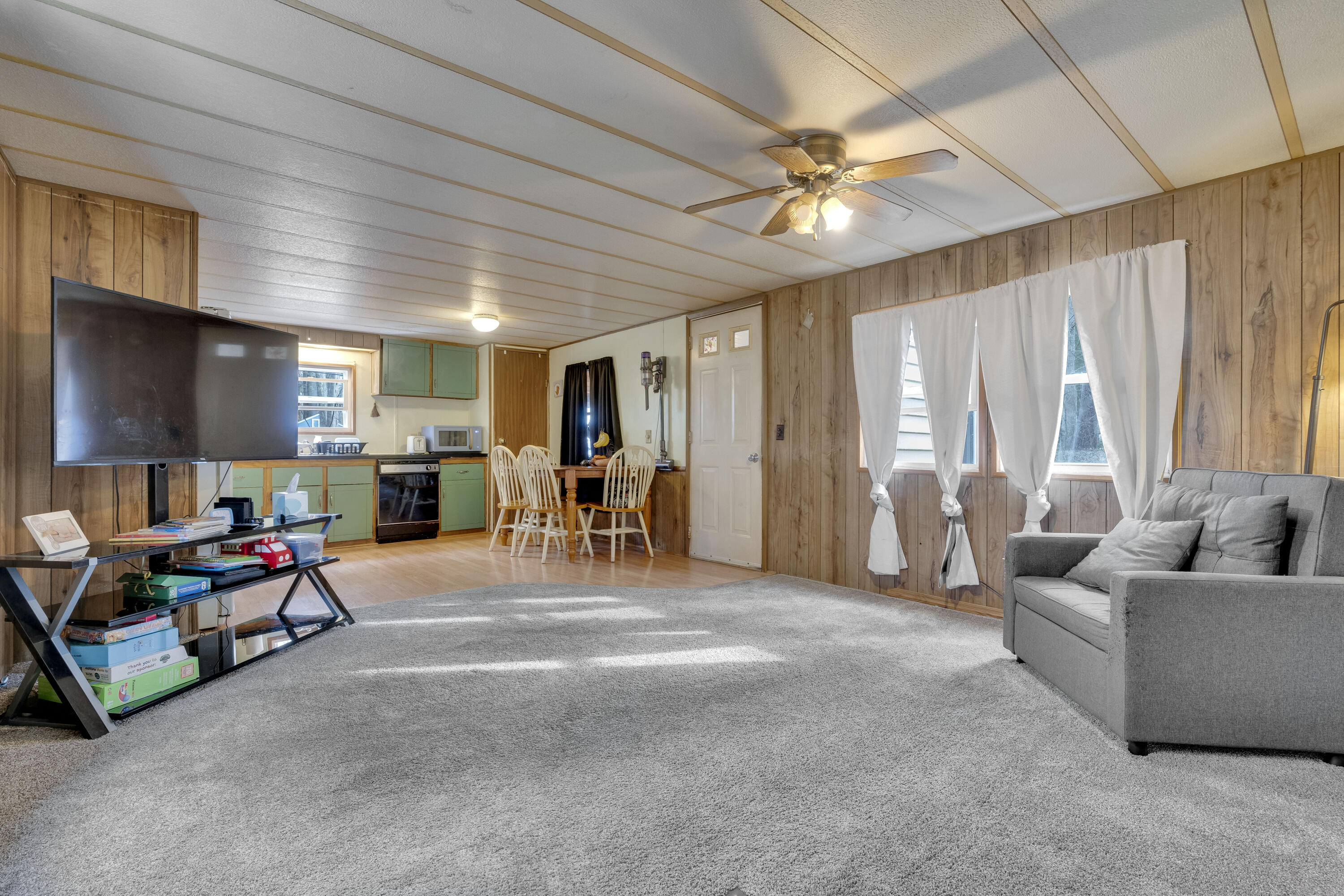 17 Red Fox Lane, Sanford, ME, 04073