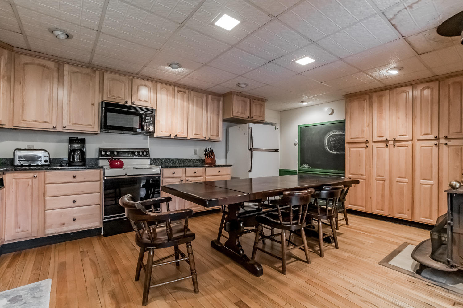 13 Andrews Road, Woodstock, ME, 04219