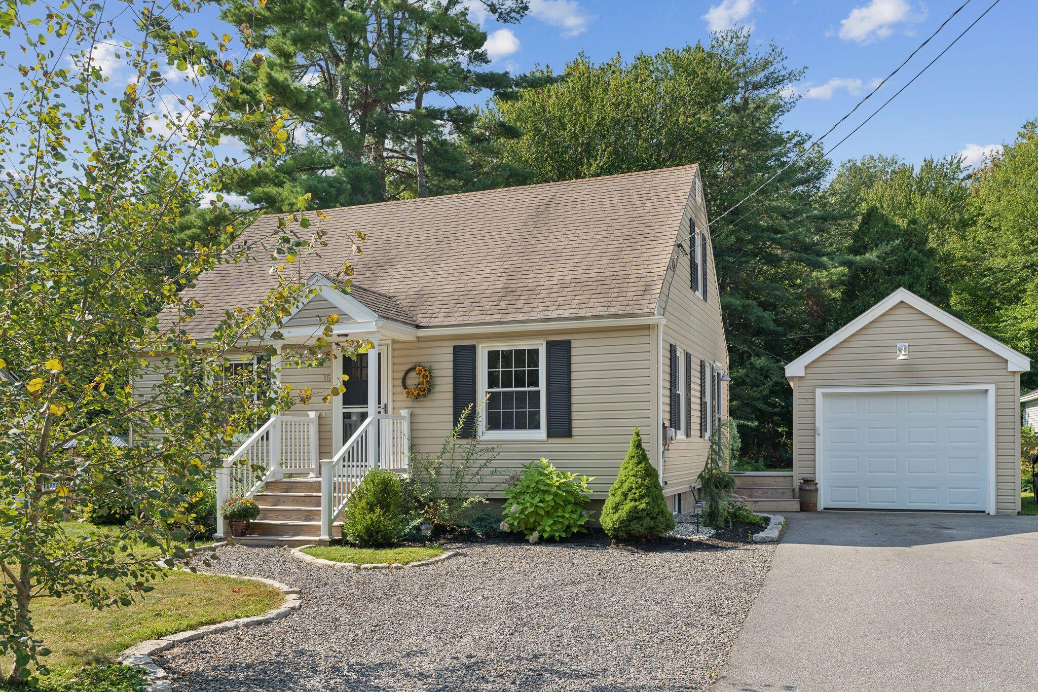 15 Old Blue Point Road