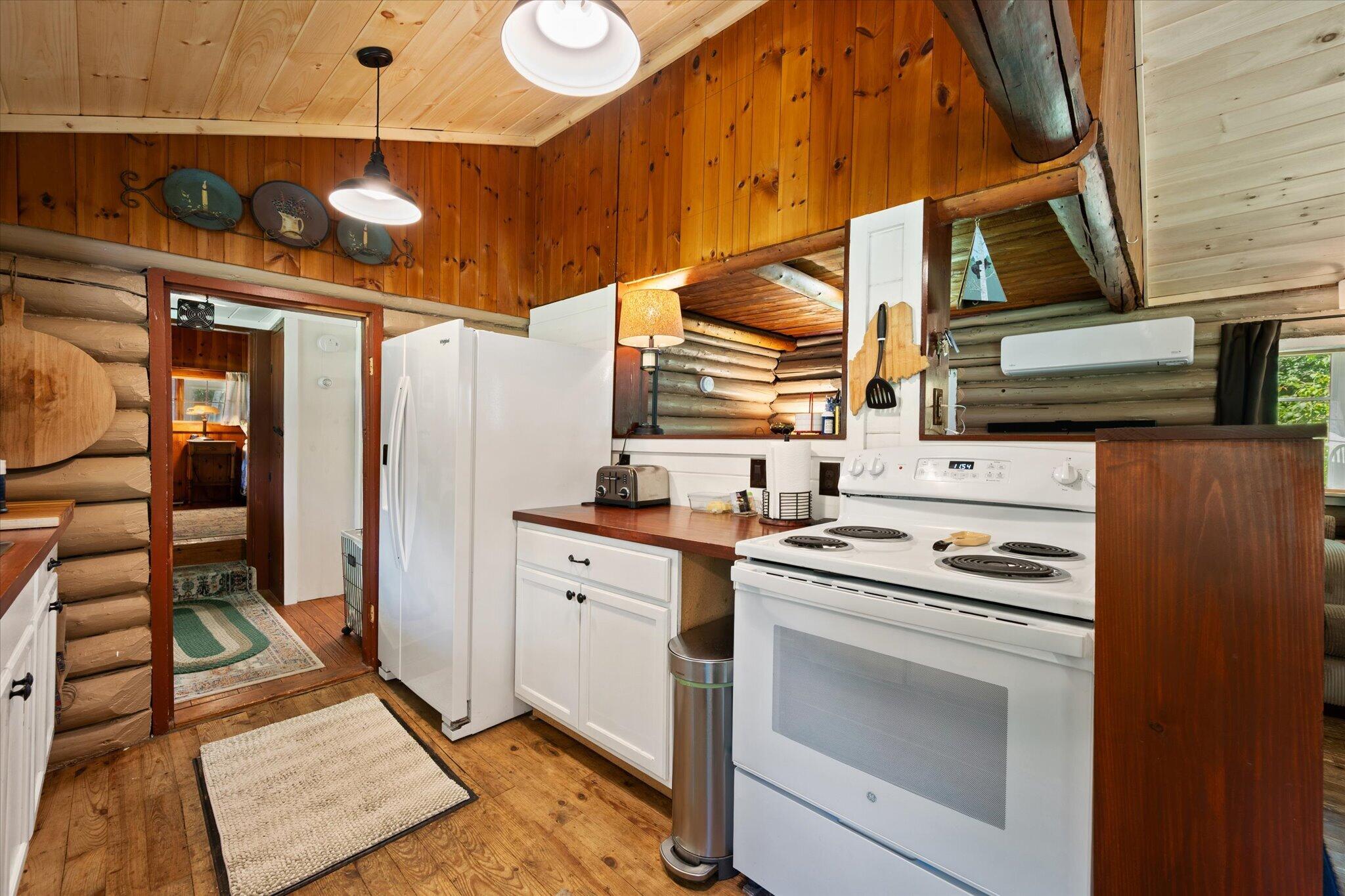 1002 Bennoch Road, Old Town, ME 04468 Kitchen...