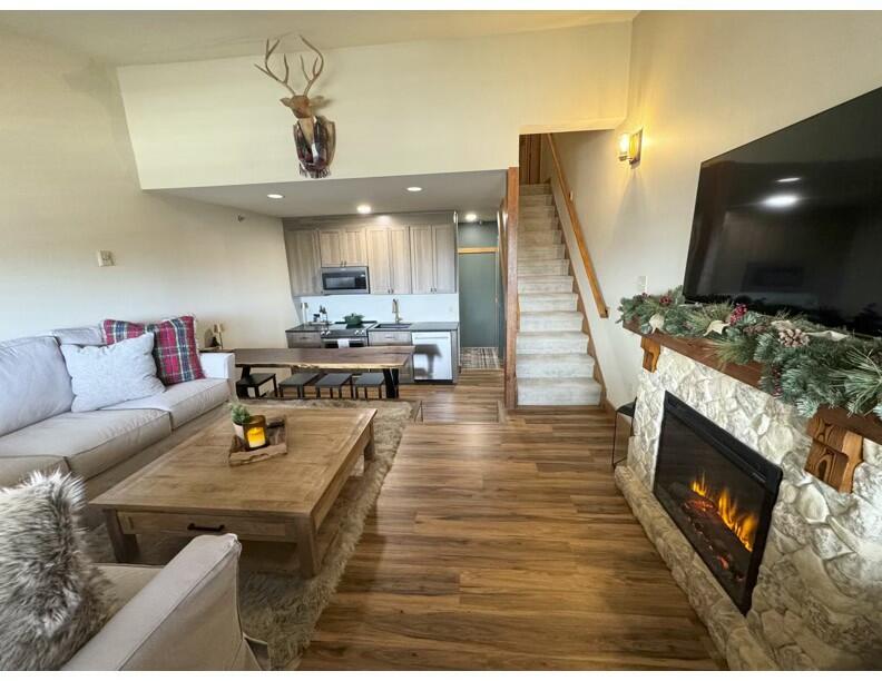 8 Fall Line Drive UNIT S-214, Newry, ME, 04261