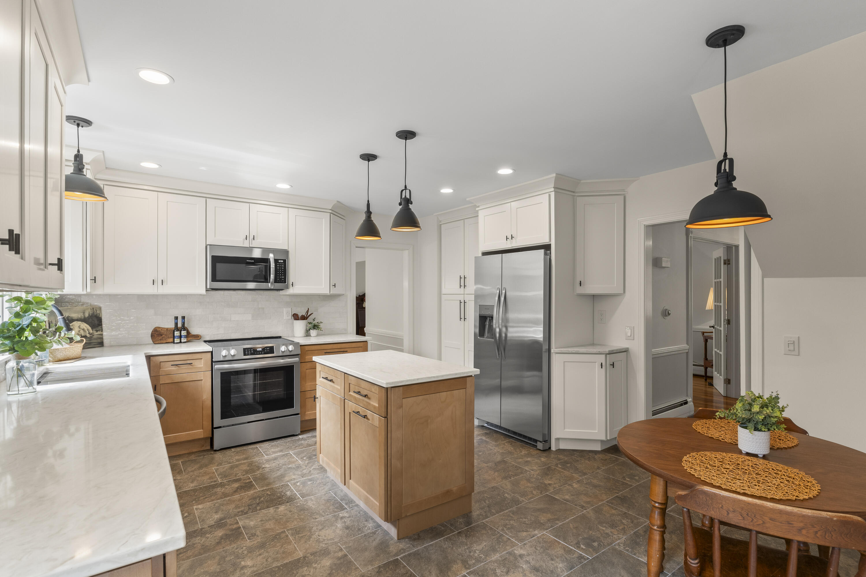 847 Middlesex Road, Topsham, ME, 04086