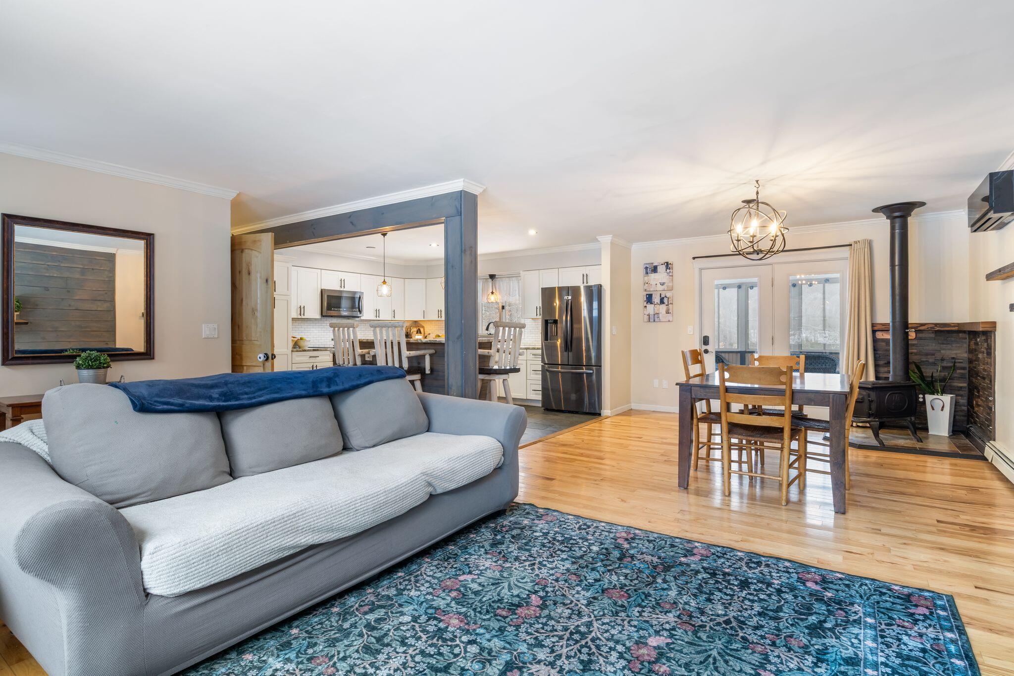 15 Monroe Drive, Naples, ME, 04055